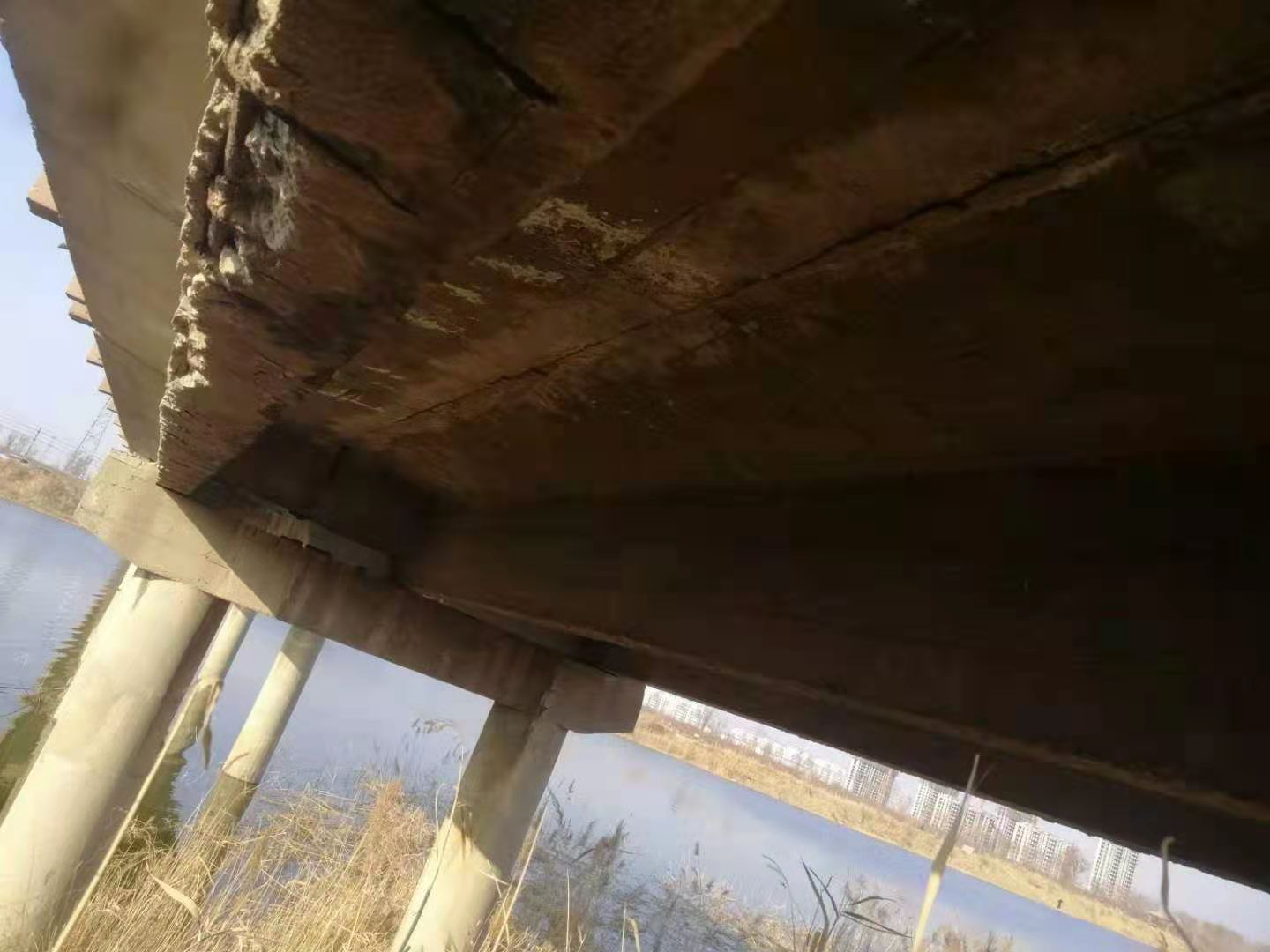 乌海道路桥梁结构的常见病害